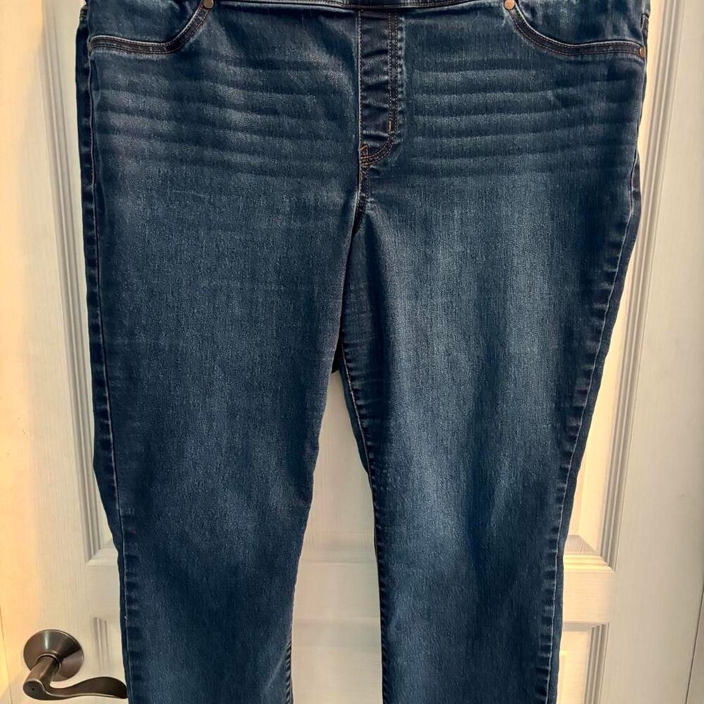 New Directions Women's Blue Jeans